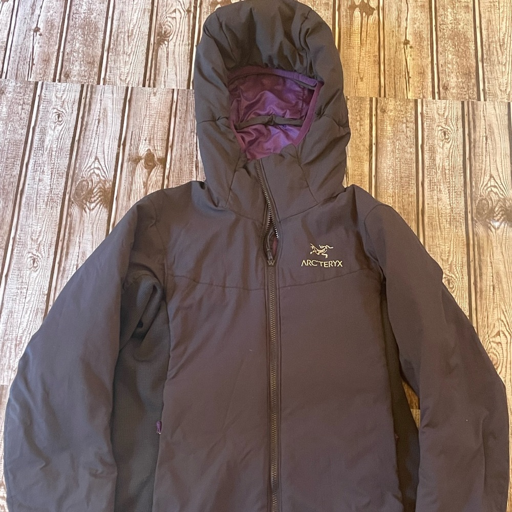 Arcteryx Atom LT Hoody Softshell. Navy Purple XS